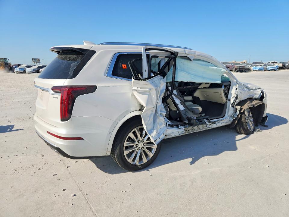 65377416 :رقم المزاد ، 1GYKPCRSXLZ208858 vin ، 2020 Cadillac Xt6 مزاد بيع