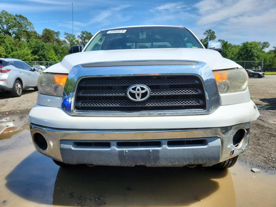 63953976 :رقم المزاد ، 5TBBV54178S498399 vin ، 2008 Toyota Tundra مزاد بيع