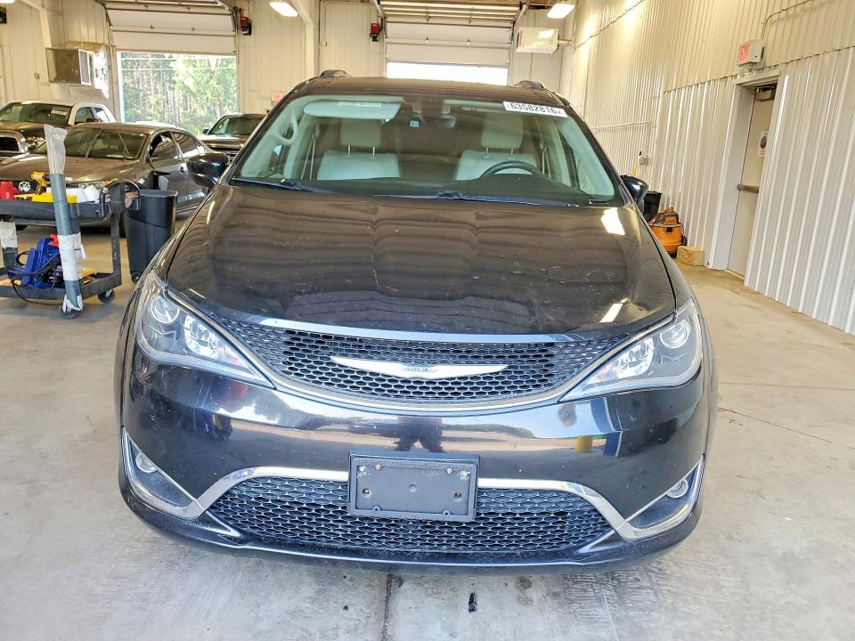Продаж на аукціоні авто 2017 Chrysler Pacifica, vin: 2C4RC1BG0HR511921, номер лоту: 63582816