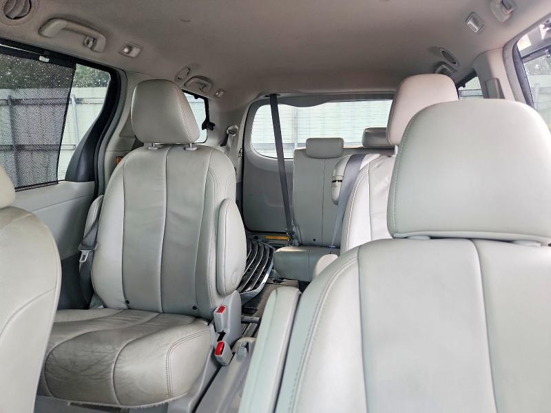 Продажа на аукционе авто 2013 Toyota Sienna, vin: 5TDYK3DC2DS321592, номер лота: 64310386