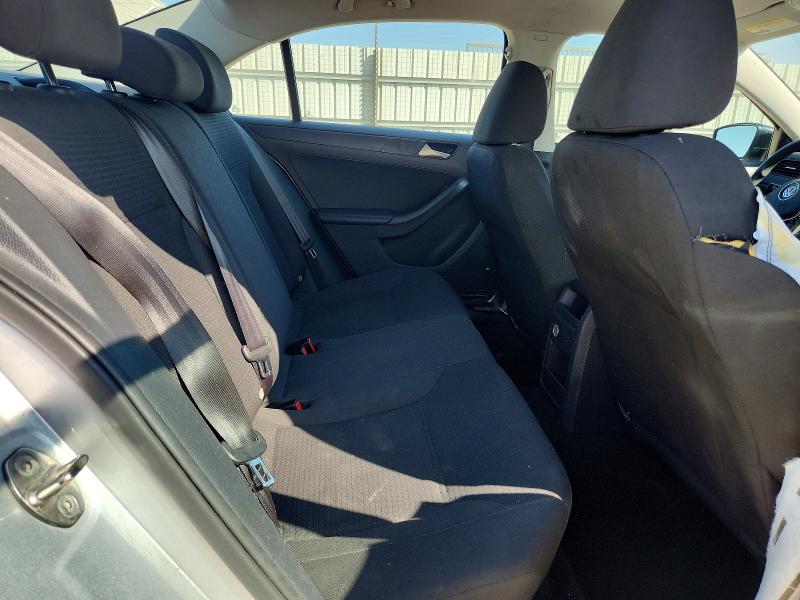 Продажа на аукционе авто 2015 Volkswagen Jetta, vin: 3VW2K7AJXFM334414, номер лота: 64292456