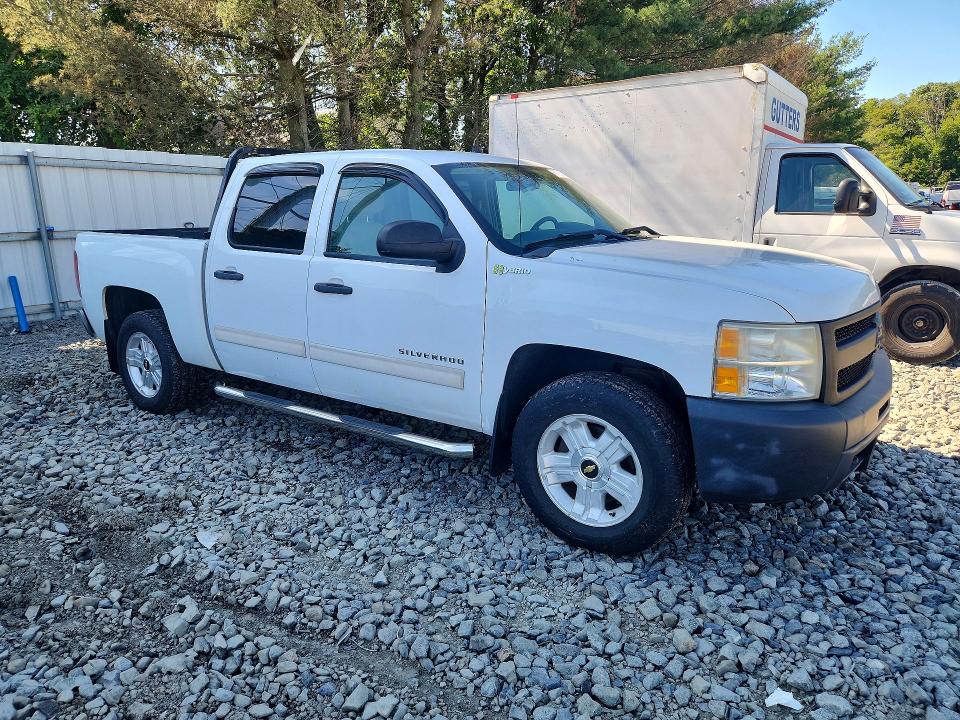Auction sale of the 2010 Chevrolet Silverado, vin: 3GCXCUEJ0AG262113, lot number: 66768436