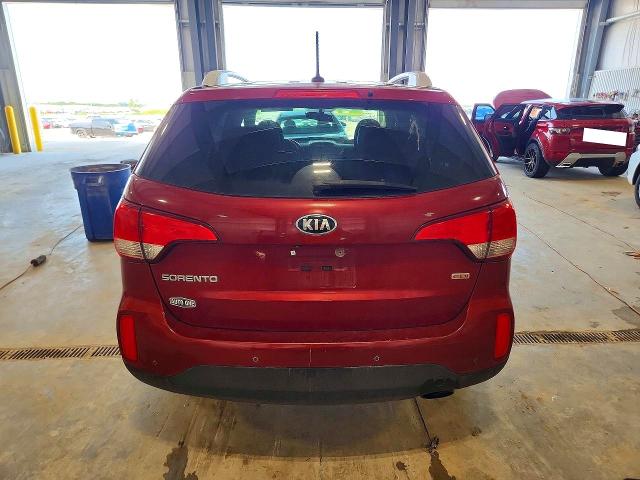 64011436 :رقم المزاد ، 5XYKT4A66FG640114 vin ، 2015 Kia Sorento مزاد بيع