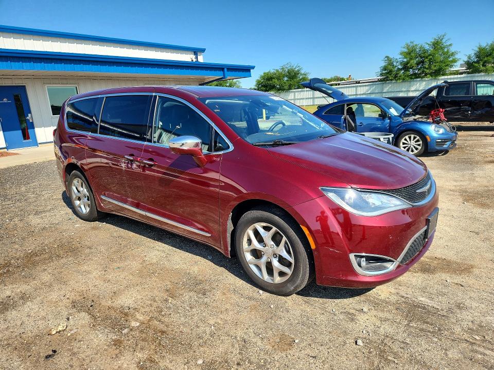 Продаж на аукціоні авто 2017 Chrysler Pacifica, vin: 2C4RC1GG9HR812728, номер лоту: 63185996