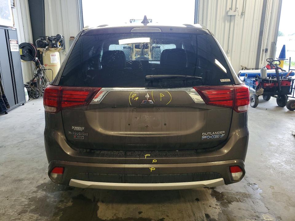 2018 Mitsubishi Outlander მანქანა იყიდება აუქციონზე, vin: JA4J24A52JZ612563, აუქციონის ნომერი: 65094836