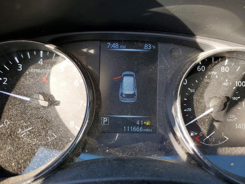 61449856 :رقم المزاد ، KNMAT2MT7HP586873 vin ، 2017 Nissan Rogue مزاد بيع