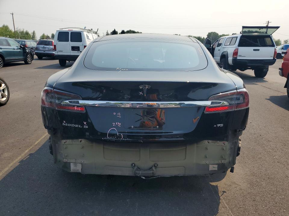 2017 Tesla Model S მანქანა იყიდება აუქციონზე, vin: 5YJSA1E15HF209700, აუქციონის ნომერი: 62816846
