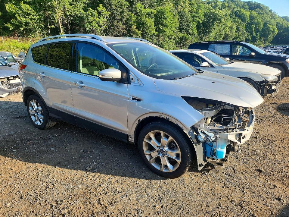 63280296 :رقم المزاد ، 1FMCU0J97EUB56076 vin ، 2014 Ford Escape مزاد بيع