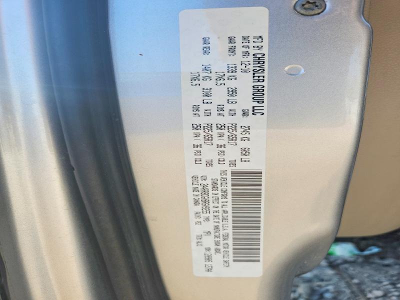 65620276 :رقم المزاد ، 2A4RR8DG0BR609255 vin ، 2011 Chrysler Town & Country مزاد بيع