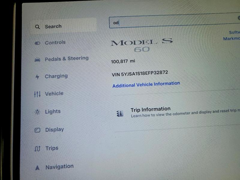 64022716 :رقم المزاد ، 5YJSA1S18EFP32872 vin ، 2014 Tesla Model S مزاد بيع