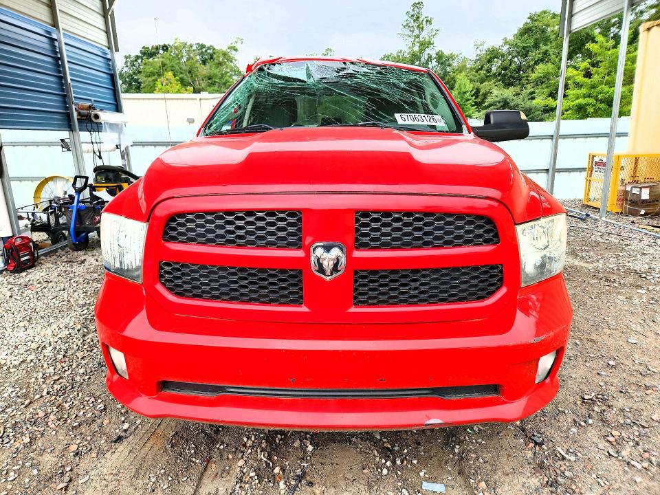 Продажа на аукционе авто 2015 Ram 1500, vin: 1C6RR6FT2FS567459, номер лота: 67063126