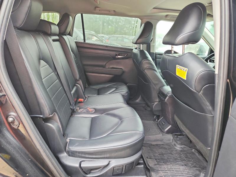 67193916 :رقم المزاد ، 5TDHZRBH0MS153822 vin ، 2021 Toyota Highlander مزاد بيع