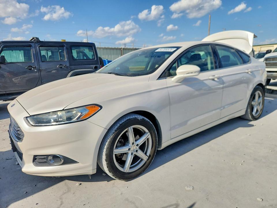 64708526 :رقم المزاد ، 3FA6P0HD0GR361953 vin ، 2016 Ford Fusion مزاد بيع