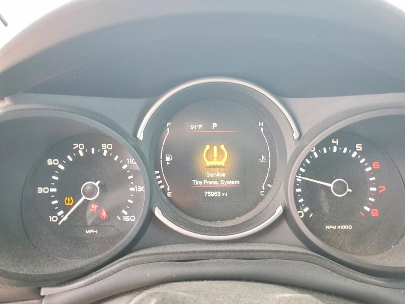 63374086 :رقم المزاد ، ZFBCFAAH4JZ040555 vin ، 2018 Fiat 500l مزاد بيع