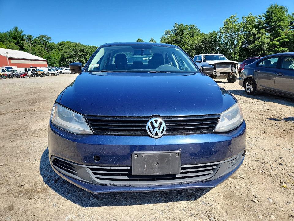 63890366 :رقم المزاد ، 3VW2K7AJ8CM373210 vin ، 2012 Volkswagen Jetta مزاد بيع