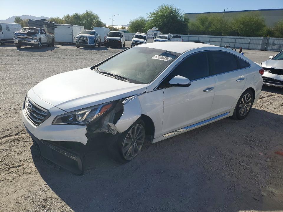 63686356 :رقم المزاد ، 5NPE34AF9FH244703 vin ، 2015 Hyundai Sonata مزاد بيع