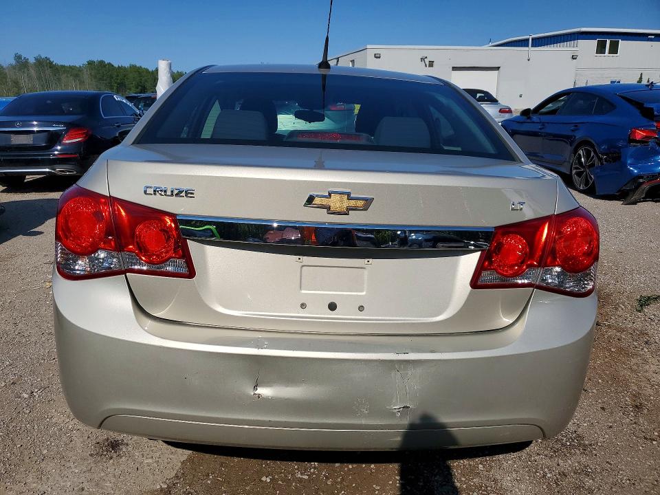 2014 Chevrolet Cruze მანქანა იყიდება აუქციონზე, vin: 1G1PC5SB8E7374204, აუქციონის ნომერი: 61981206