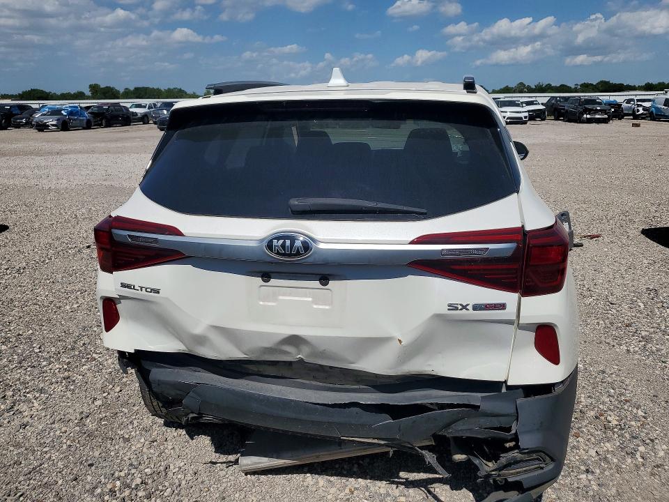 65863196 :رقم المزاد ، KNDETCA2XM7150046 vin ، 2021 Kia Seltos مزاد بيع
