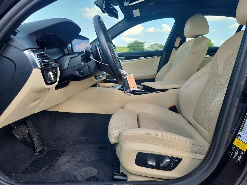 64503516 :رقم المزاد ، WBA13BJ02MWW95684 vin ، 2021 Bmw 530 مزاد بيع