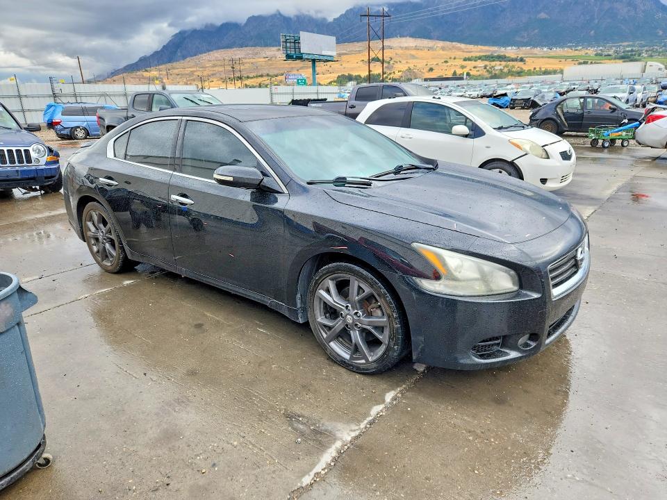 2013 Nissan Maxima მანქანა იყიდება აუქციონზე, vin: 1N4AA5AP2DC811531, აუქციონის ნომერი: 64402916