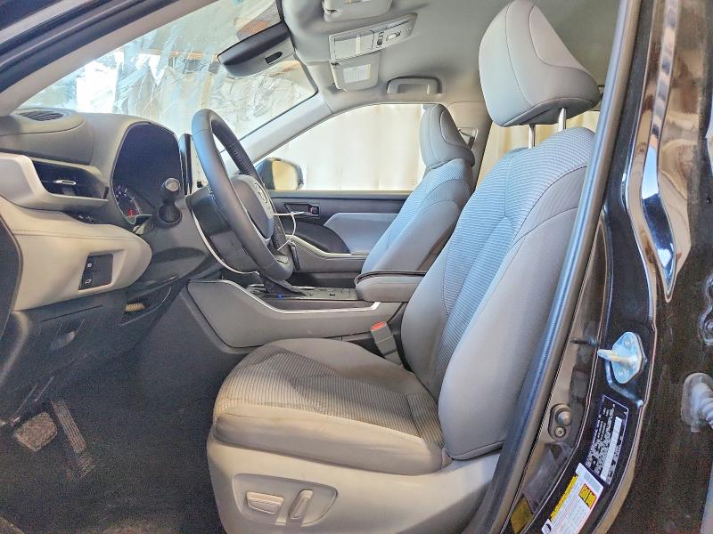 Продажа на аукционе авто 2022 Toyota Highlander, vin: 5TDZZRAH6NS097392, номер лота: 57313066