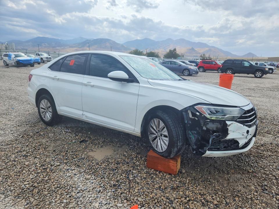 2019 Volkswagen Jetta მანქანა იყიდება აუქციონზე, vin: 3VWN57BU0KM004031, აუქციონის ნომერი: 67019256