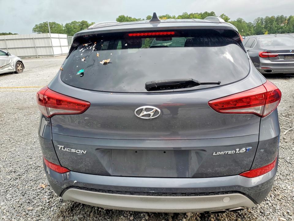 2017 Hyundai Tucson მანქანა იყიდება აუქციონზე, vin: KM8J33A23HU352289, აუქციონის ნომერი: 64562746