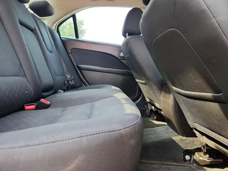 63531186 :رقم المزاد ، 3FAHP0HA1CR366054 vin ، 2012 Ford Fusion مزاد بيع