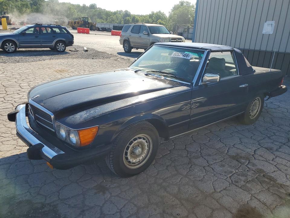 1983 Mercedes-benz 380 მანქანა იყიდება აუქციონზე, vin: WDBBA45A3DB021979, აუქციონის ნომერი: 60937466