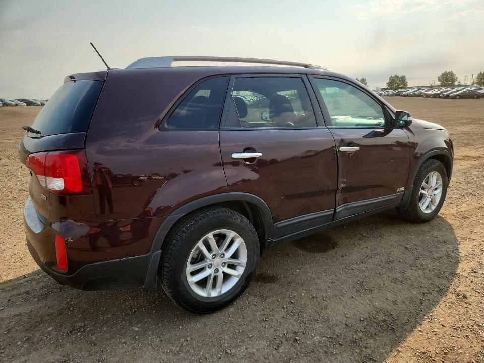 Продажа на аукционе авто 2015 Kia Sorento, vin: 5XYKTCA61FG645621, номер лота: 65566936