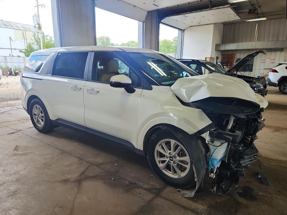 66743786 :رقم المزاد ، KNDNB4H3XN6085455 vin ، 2022 Kia Carnival مزاد بيع
