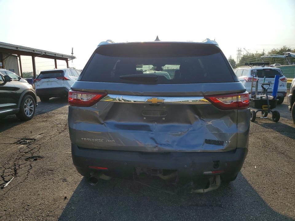 64362556 :رقم المزاد ، 1GNEVHKW2JJ245330 vin ، 2018 Chevrolet Traverse مزاد بيع