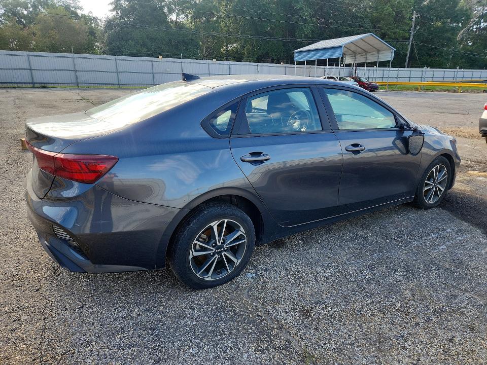 Продажа на аукционе авто 2022 Kia Forte, vin: 3KPF24AD0NE450744, номер лота: 65033546