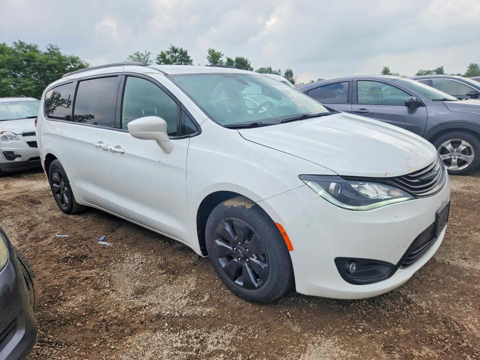 Продажа на аукционе авто 2019 Chrysler Pacifica, vin: 2C4RC1H77KR532943, номер лота: 65273676