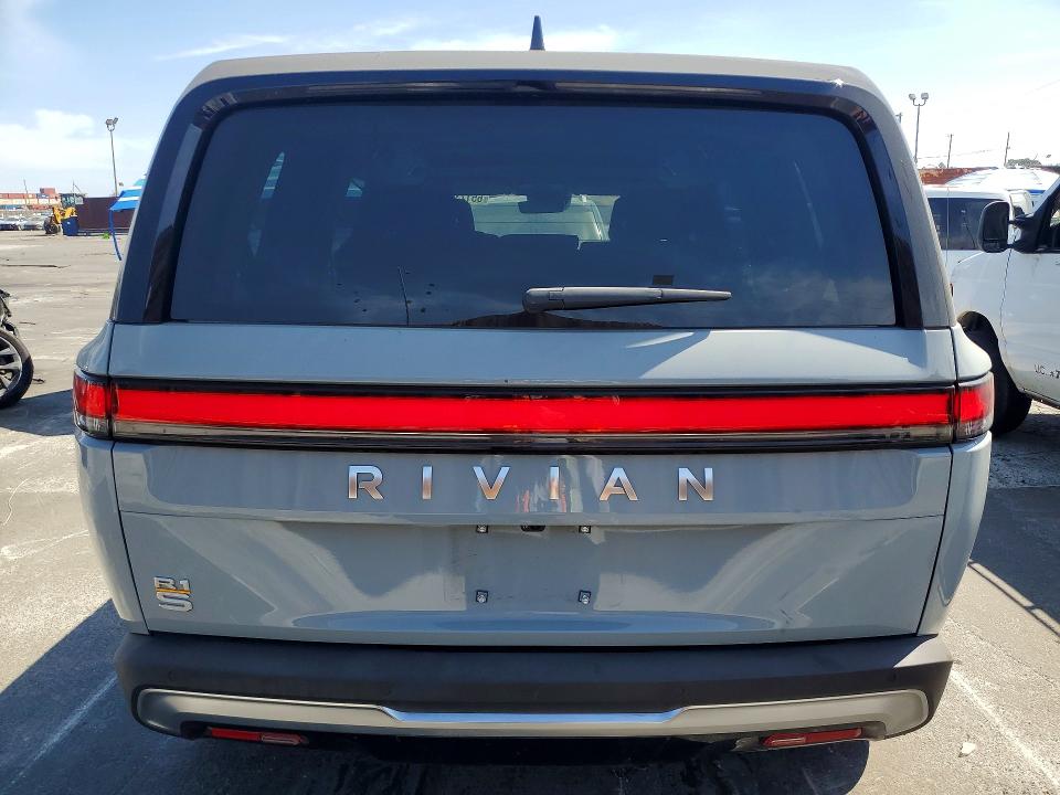 Продажа на аукционе авто 2023 Rivian R1s, vin: 7PDSGABA8PN029509, номер лота: 65173286