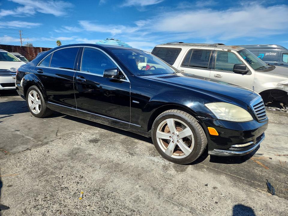 Продажа на аукционе авто 2012 Mercedes-benz S, vin: WDDNG7DB9CA480050, номер лота: 65600996