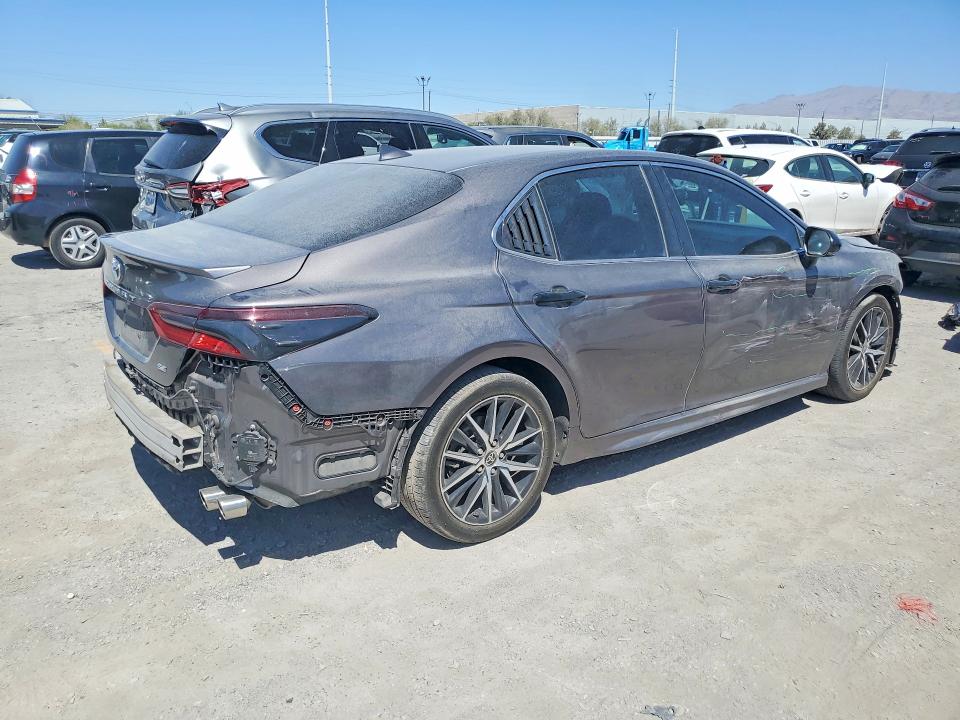 62096596 :رقم المزاد ، 4T1S11AK7PU803088 vin ، 2023 Toyota Camry مزاد بيع