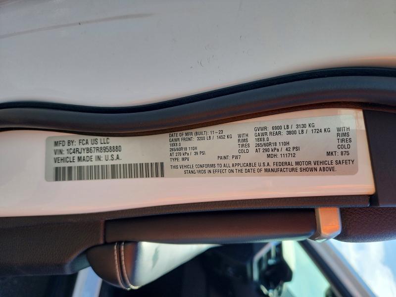 Продажа на аукционе авто 2024 Jeep Grand Cherokee, vin: 1C4RJYB67R8958880, номер лота: 65438156