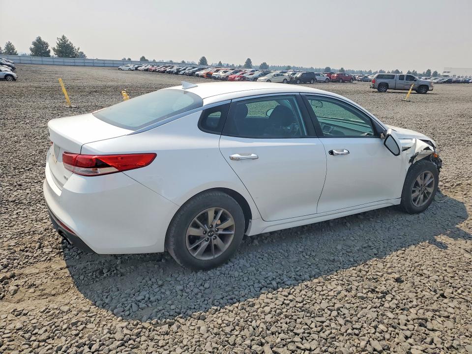 Auction sale of the 2016 Kia Optima, vin: 5XXGT4L14GG006233, lot number: 63876426