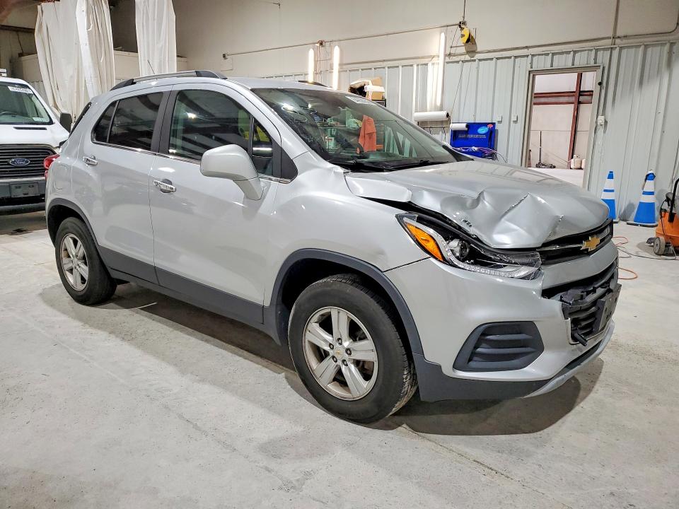64656256 :رقم المزاد ، KL7CJPSB4JB688105 vin ، 2018 Chevrolet Trax مزاد بيع