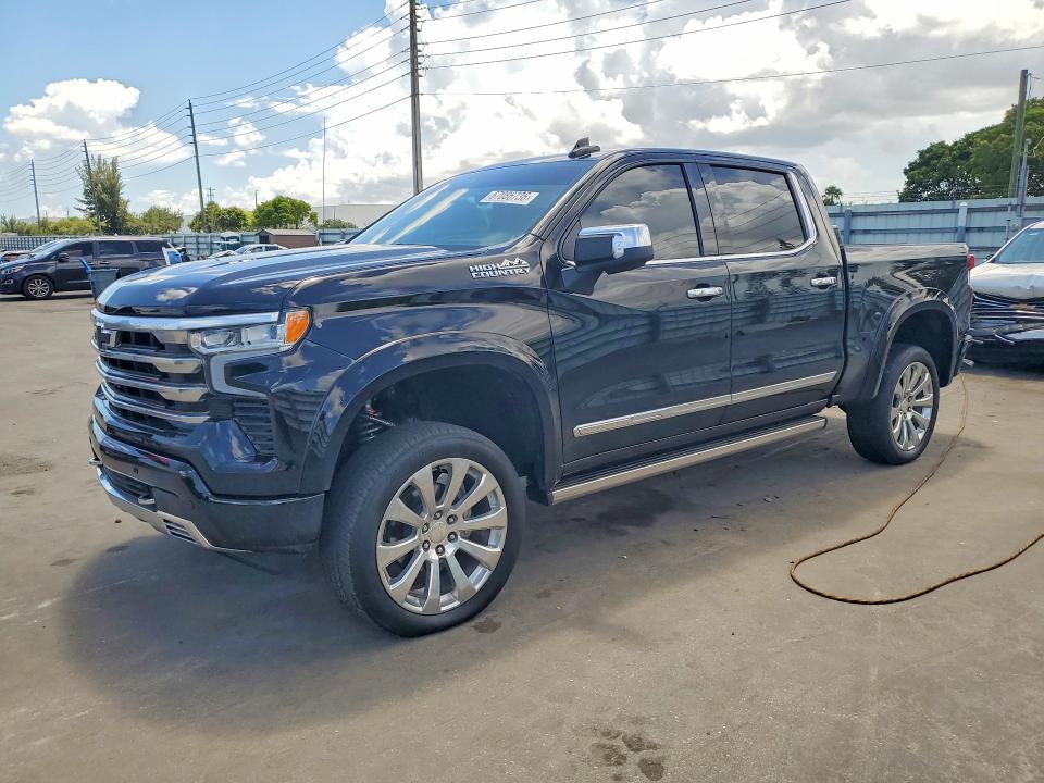 67086736 :رقم المزاد ، 1GCUKJEL0SZ260465 vin ، 2025 Chevrolet Silverado مزاد بيع