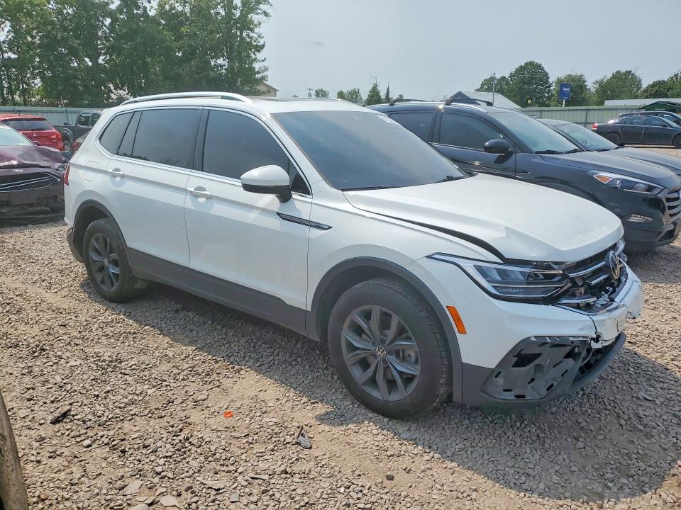 Продаж на аукціоні авто 2022 Volkswagen Tiguan, vin: 3VV2B7AX4NM131025, номер лоту: 64622366
