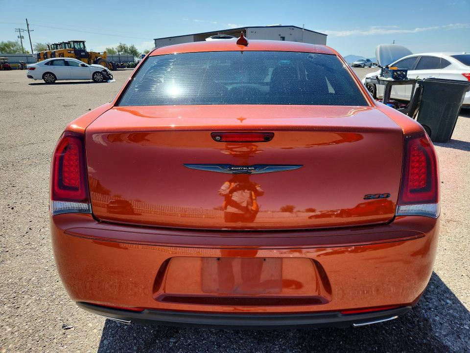 Auction sale of the 2021 Chrysler 300, vin: 2C3CCAAG4MH512145, lot number: 63590736