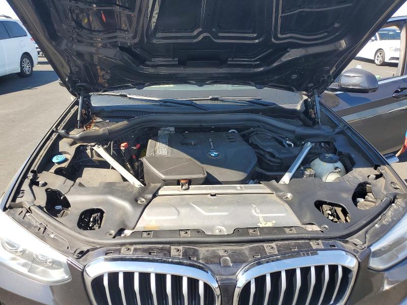 64390556 :رقم المزاد ، 5UXTR9C58KLR03947 vin ، 2019 Bmw X3 مزاد بيع