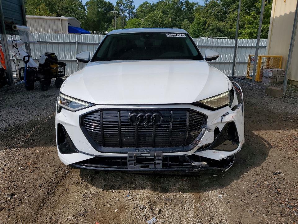 Продаж на аукціоні авто 2022 Audi E-tron, vin: WA13AAGE7NB035738, номер лоту: 66357426