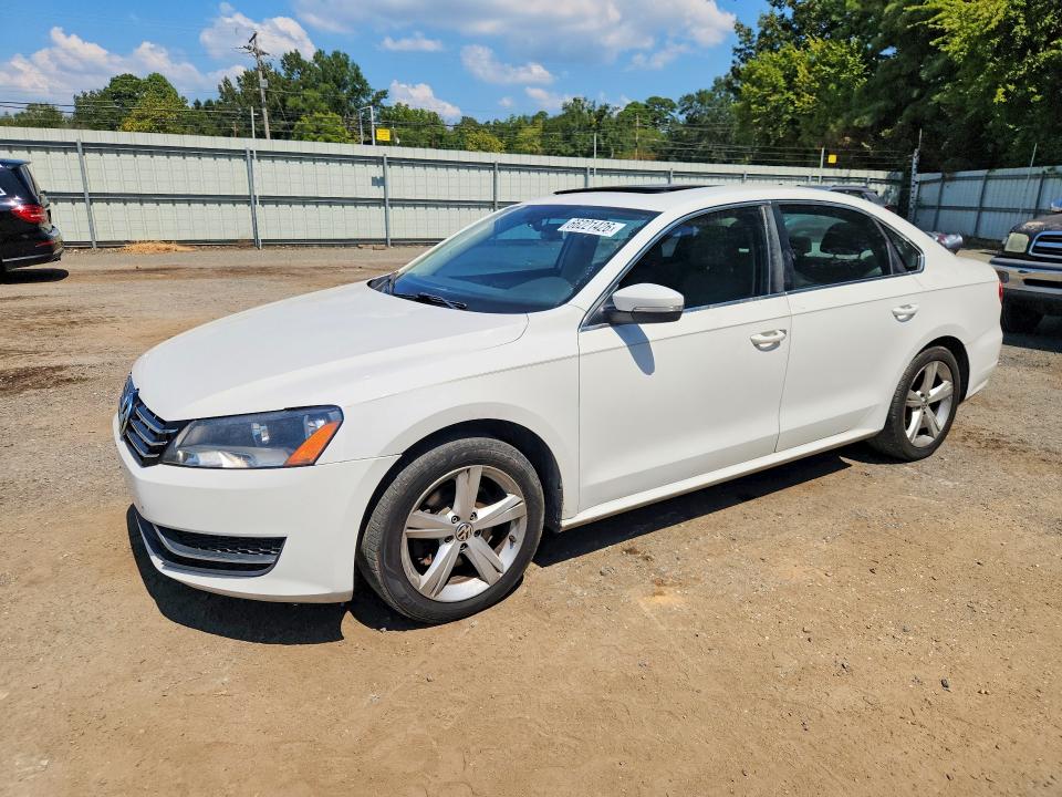 2013 Volkswagen Passat მანქანა იყიდება აუქციონზე, vin: 1VWBP7A38DC100385, აუქციონის ნომერი: 66221426