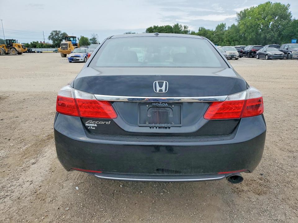64739286 :رقم المزاد ، 1HGCR2F82FA262621 vin ، 2015 Honda Accord مزاد بيع