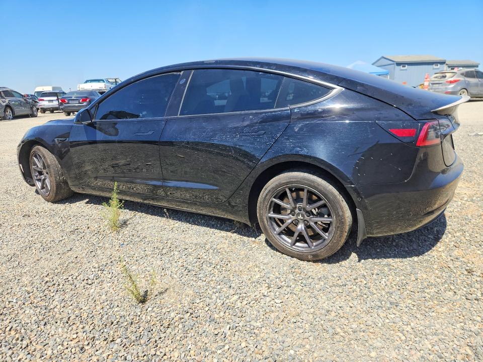 65211496 :رقم المزاد ، 5YJ3E1EB4JF170623 vin ، 2018 Tesla Model 3 مزاد بيع