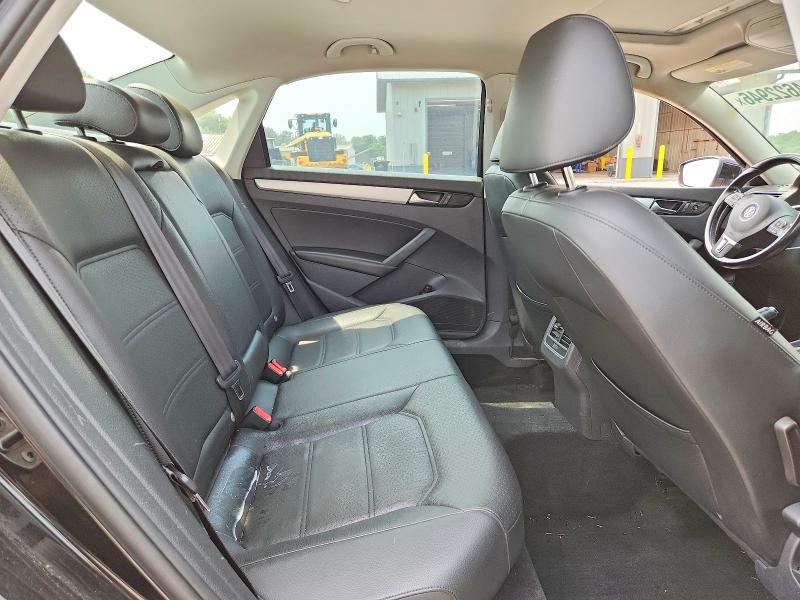 64622946 :رقم المزاد ، 1VWBP7A31DC080464 vin ، 2013 Volkswagen Passat مزاد بيع