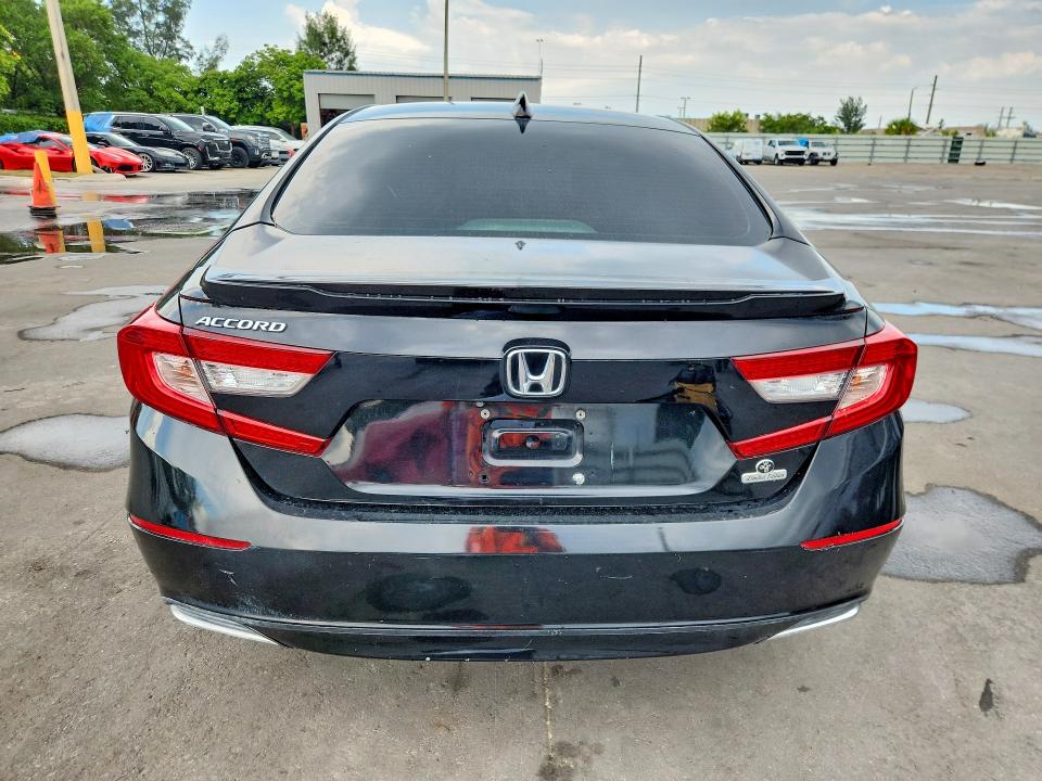 Aukcja sprzedaży 2018 Honda Accord, vin: 1HGCV1F59JA024771, numer aukcji: 65983646